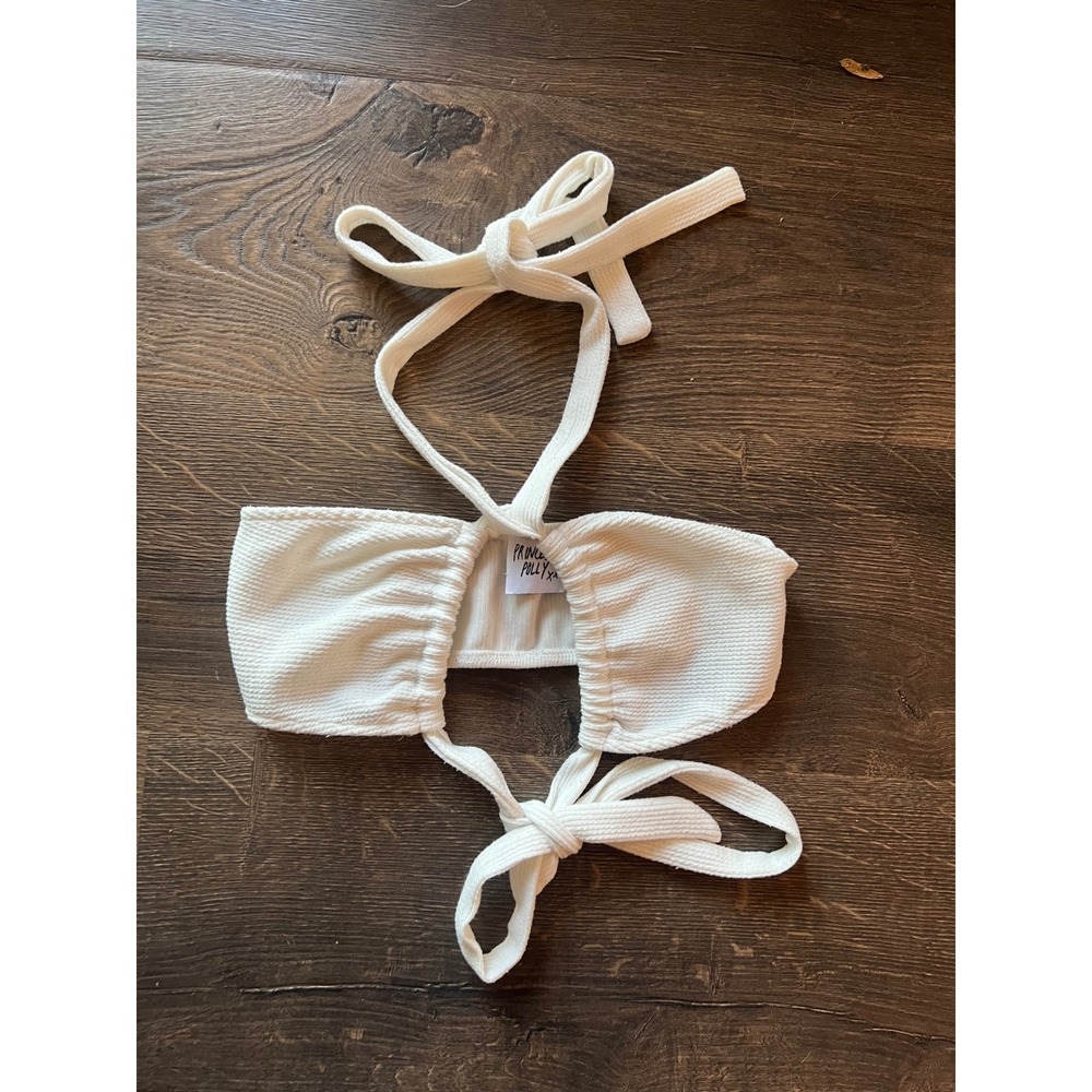 Princess Polly White Textured Tie Halter Crop‎ Top Size US 2 / AU 6